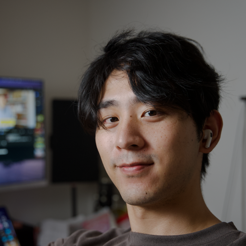 Vec Yang portrait